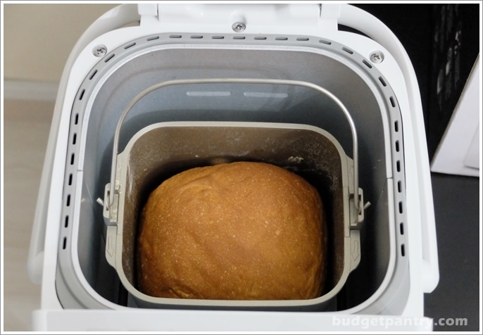 https://budgetpantry.com/wp-content/uploads/2014/07/July-16-Breadmaker10.jpg