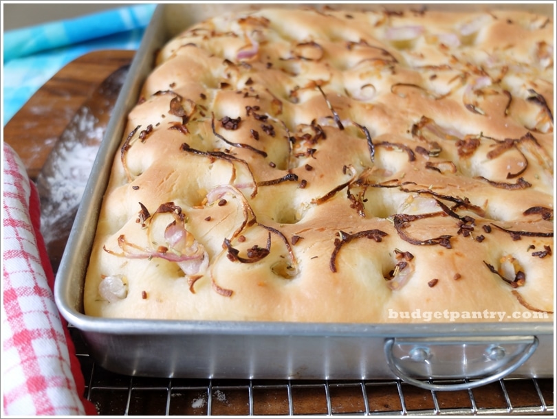 Easy Rosemary Garlic Focaccia Bread