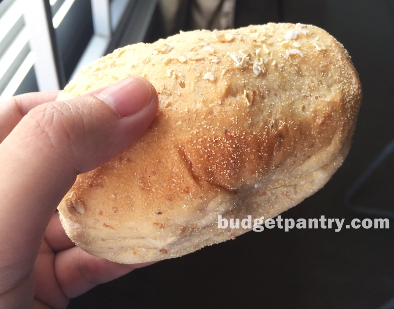 easy-cornmeal-bread-roll-a